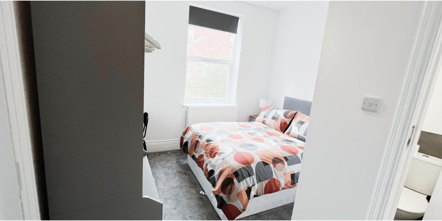 Private Room In Modern House Near Nottingham Exterior foto